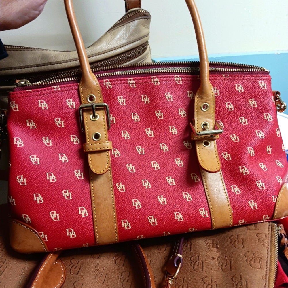 Dooney& Bourke purse